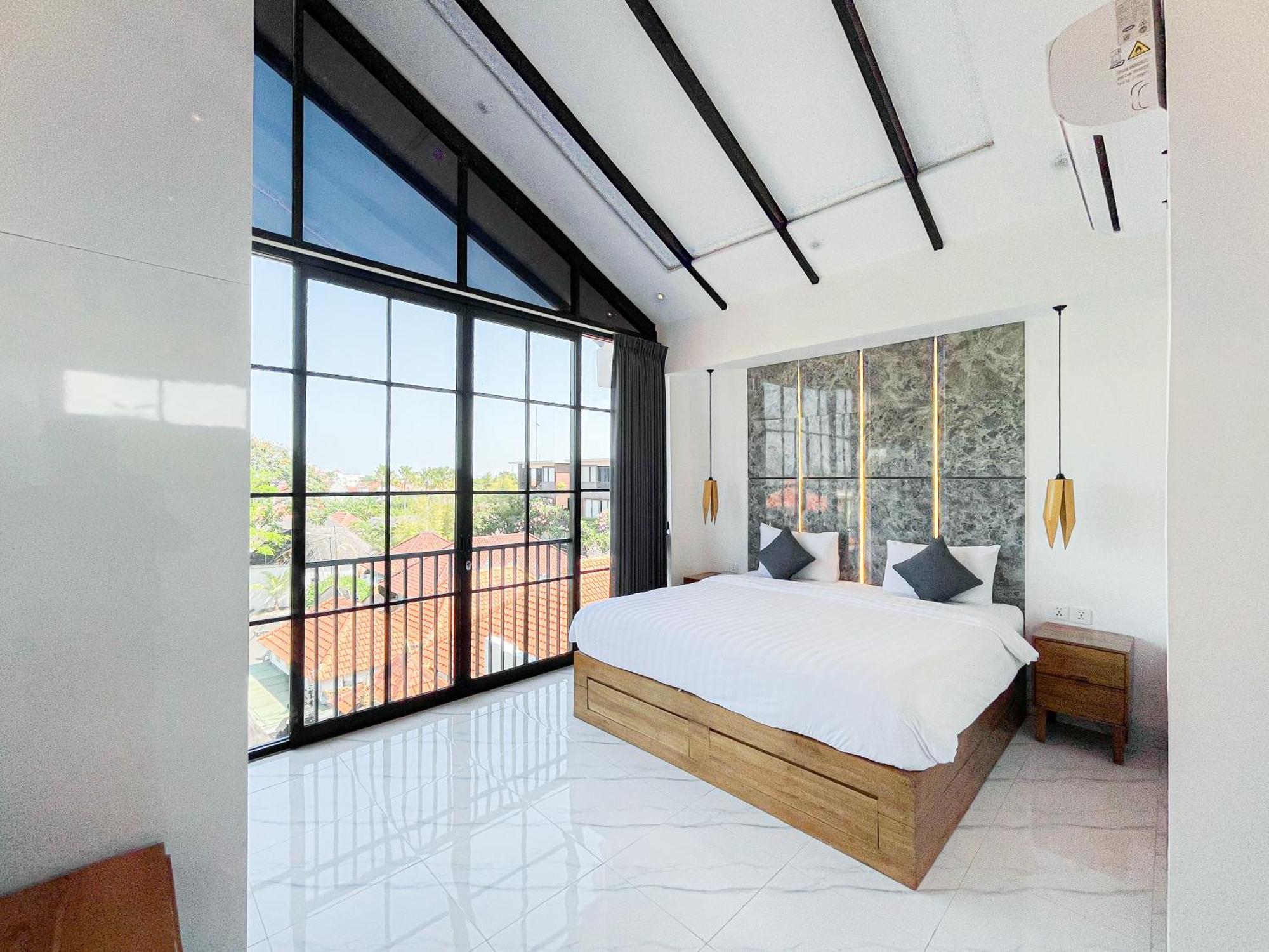 Loft 360 3 Bedroom Villa Seminyak (Bali)